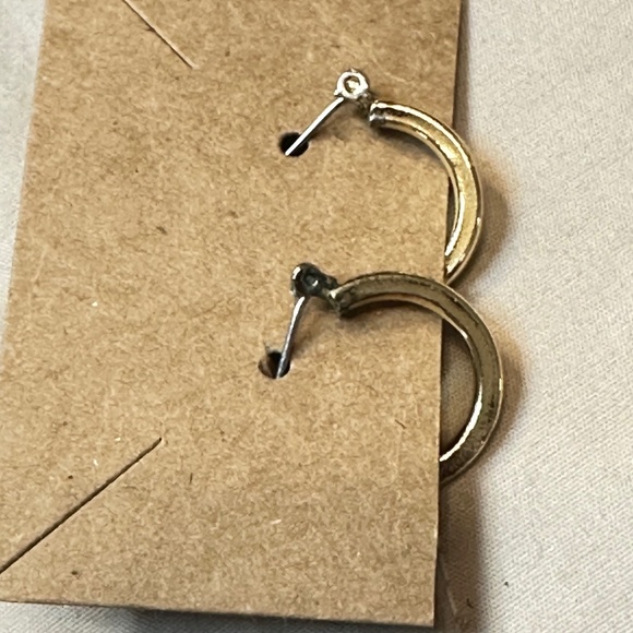 2/$15 Gold tone hoops w/hinge snap back clasp. - Picture 3 of 8